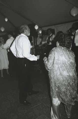 a00012_008.jpg